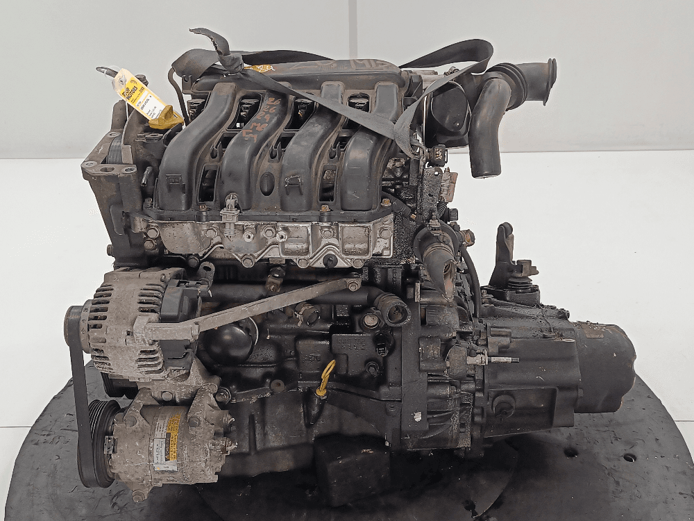 Двигатель к Renault Scenic 2 (03-06)