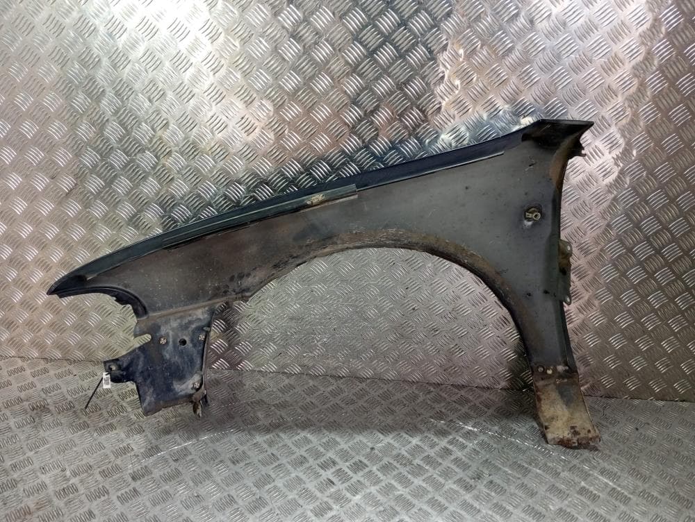 Крыло переднее правое к Audi A4 B5 (94-99)