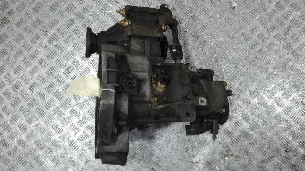 КПП механическая (МКПП) к Volkswagen Golf 4 (97-06)