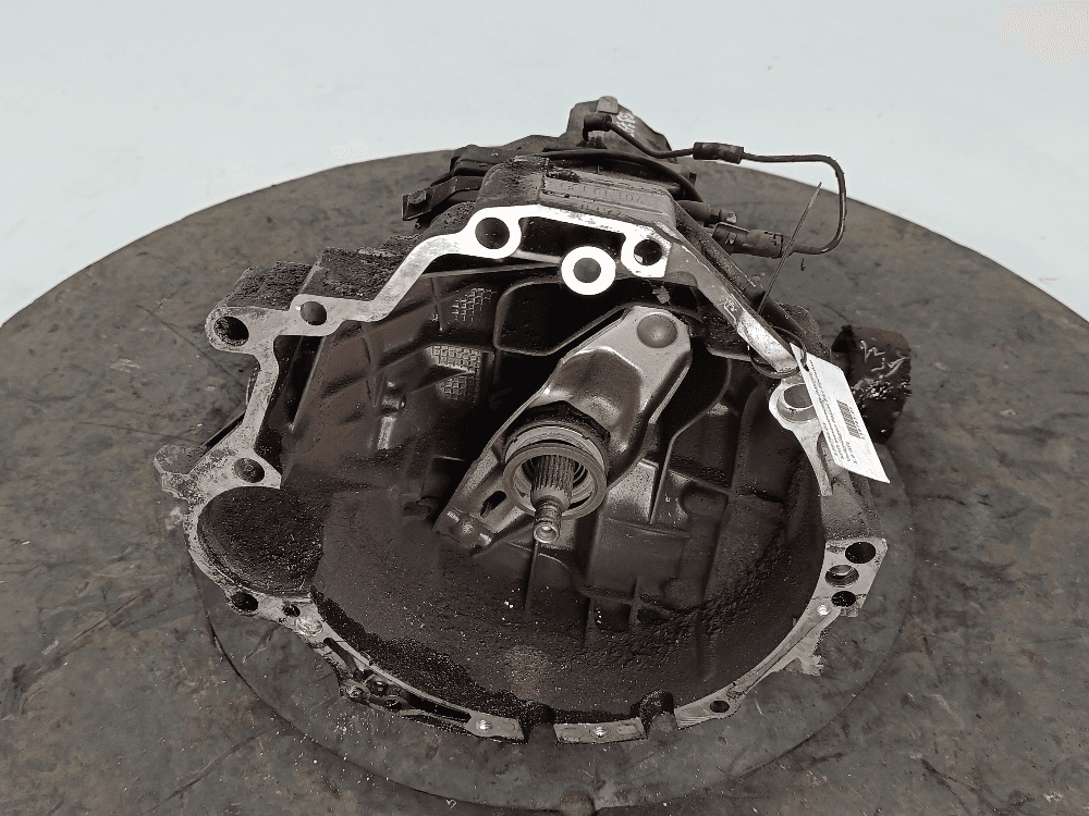 КПП механическая (МКПП) к Volkswagen Passat B5+ Рестайлинг (00-05)