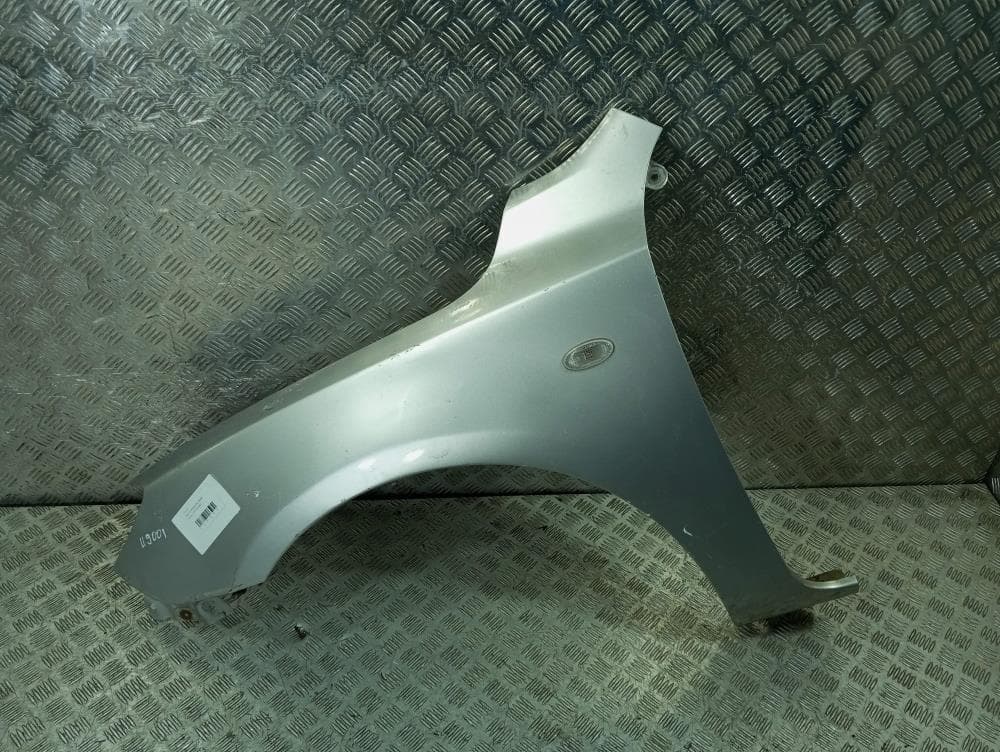 Крыло переднее левое к Mazda 3 BK (03-06)
