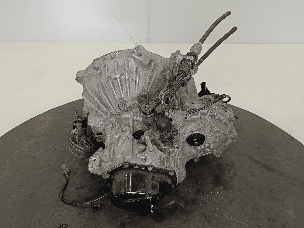 КПП механическая (МКПП) к Mazda 6 1 (02-05)