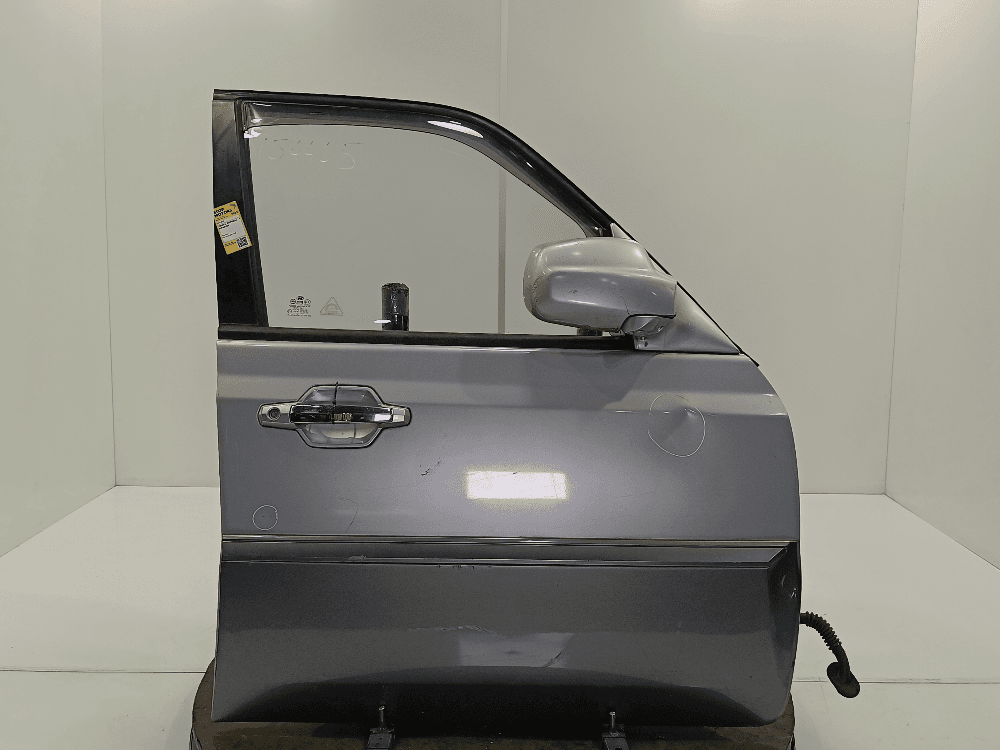 Дверь передняя правая к Hyundai Terracan (01-04)