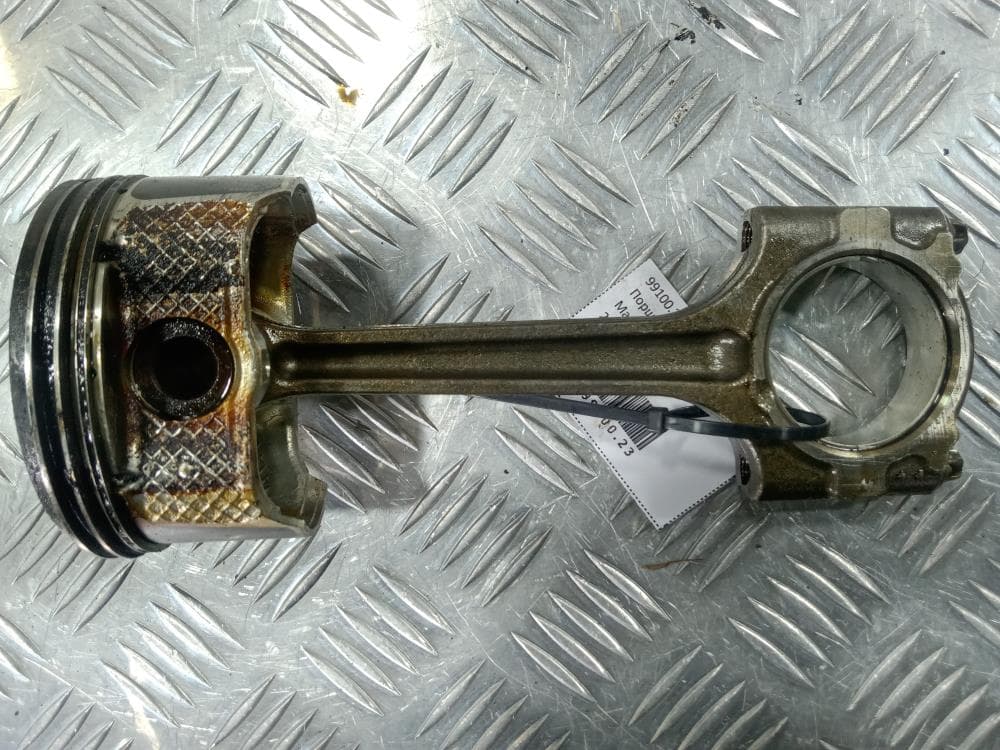 Поршень к Mazda 3 BK Рестайлинг (06-09)