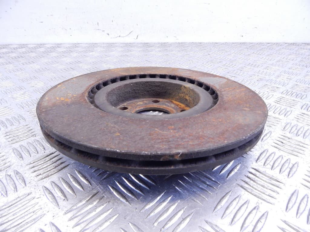 Диск тормозной передний к Alfa Romeo 147 (00-04)