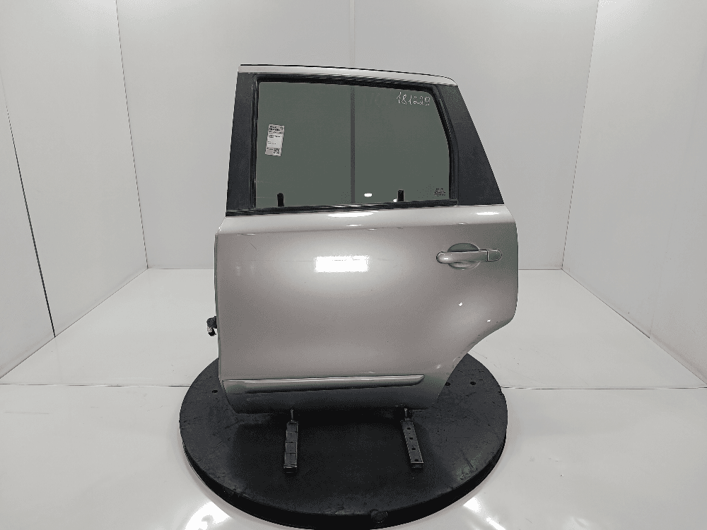 Дверь задняя левая к Nissan  Note E11 (05-09)