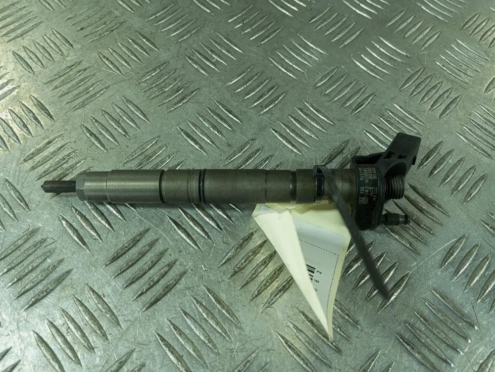 Форсунка к Audi A4 B8/8K (07-11)