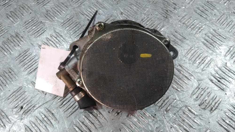 Насос вакуумный к Audi A4 B8/8K (07-11)