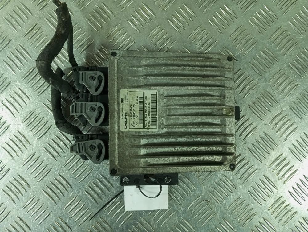 Блок управления двигателем к Renault Clio 3 (05-09)