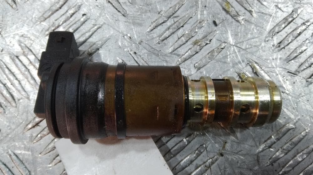 Клапан фазорегулятора к BMW 3 E90/E91/E92/E93 (05-10)