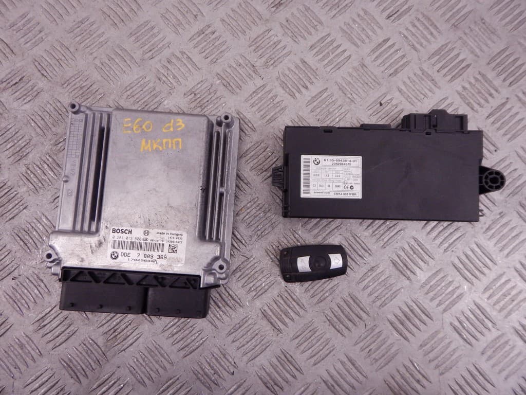 Блок управления двигателем к BMW 5 E60/E61 (02-07)