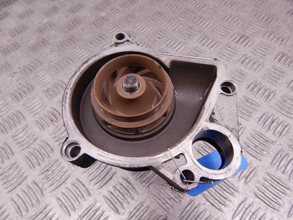 Помпа к BMW 5 E39 (95-00)