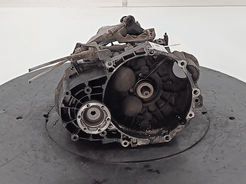 КПП механическая (МКПП) к Volkswagen Golf 5 (03-09)