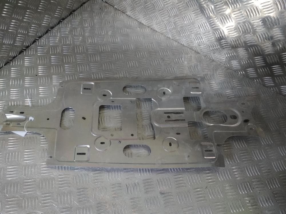 Прочая запчасть к Tesla Model X (15-21)