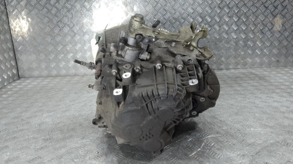 КПП механическая (МКПП) к Opel Corsa D (06-11)