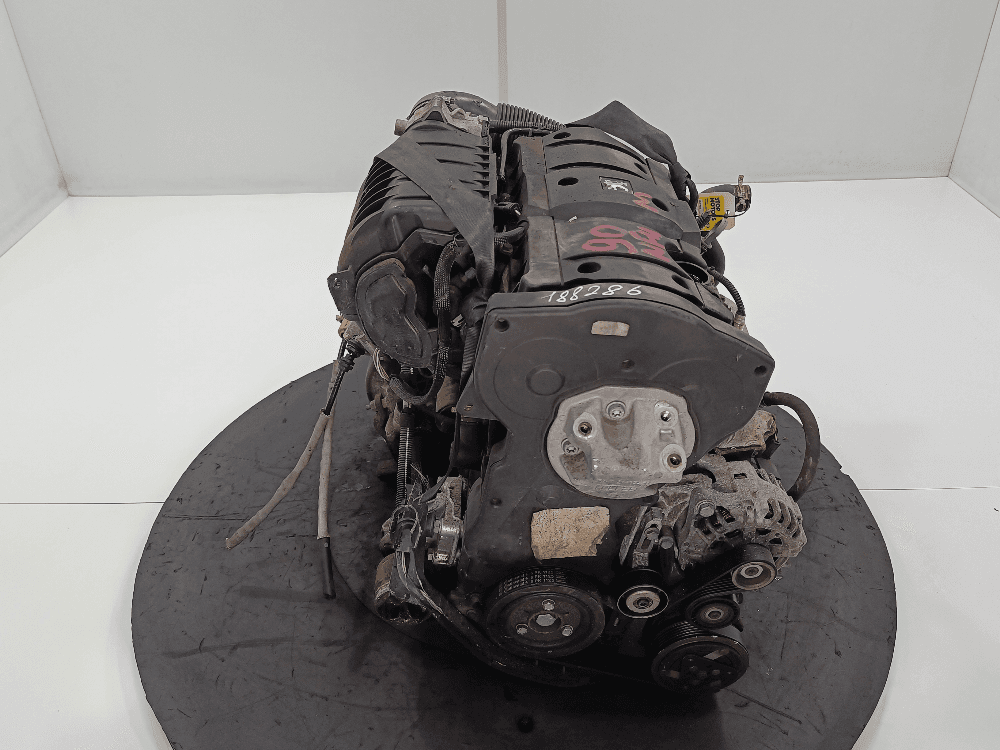 Двигатель к Peugeot 307 (01-05)