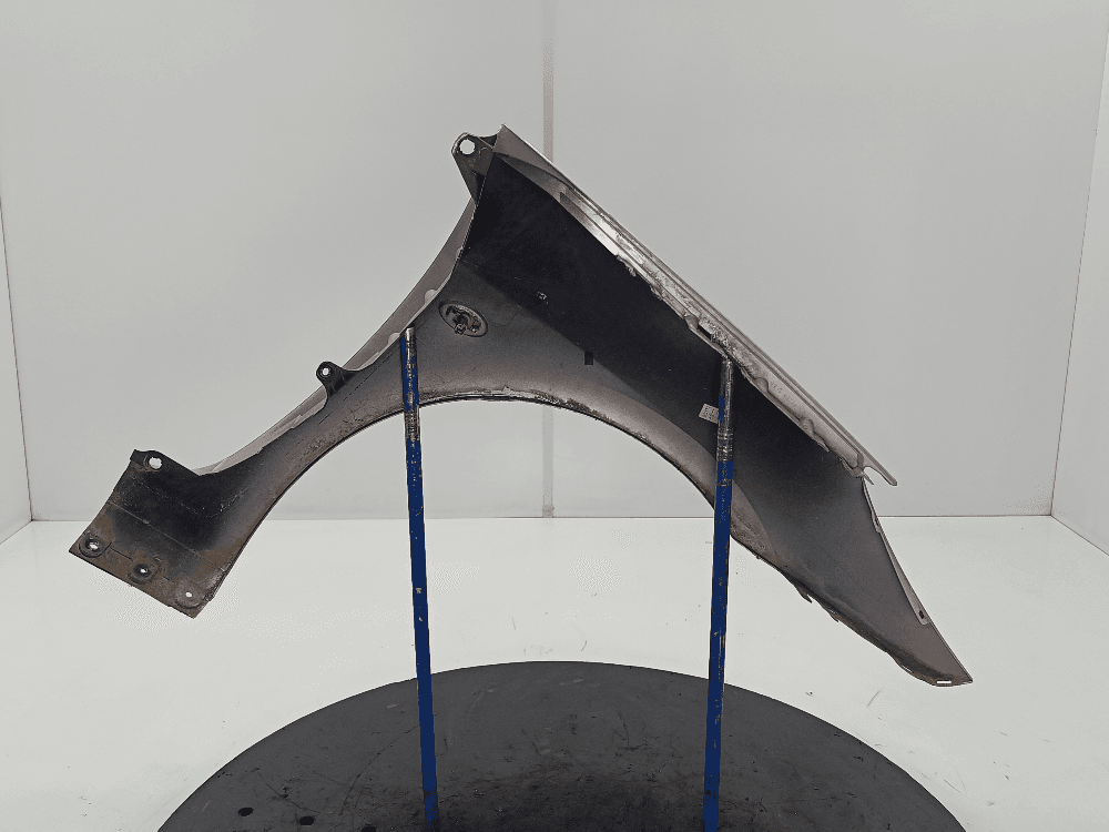 Крыло переднее левое к Peugeot 307 (01-05)