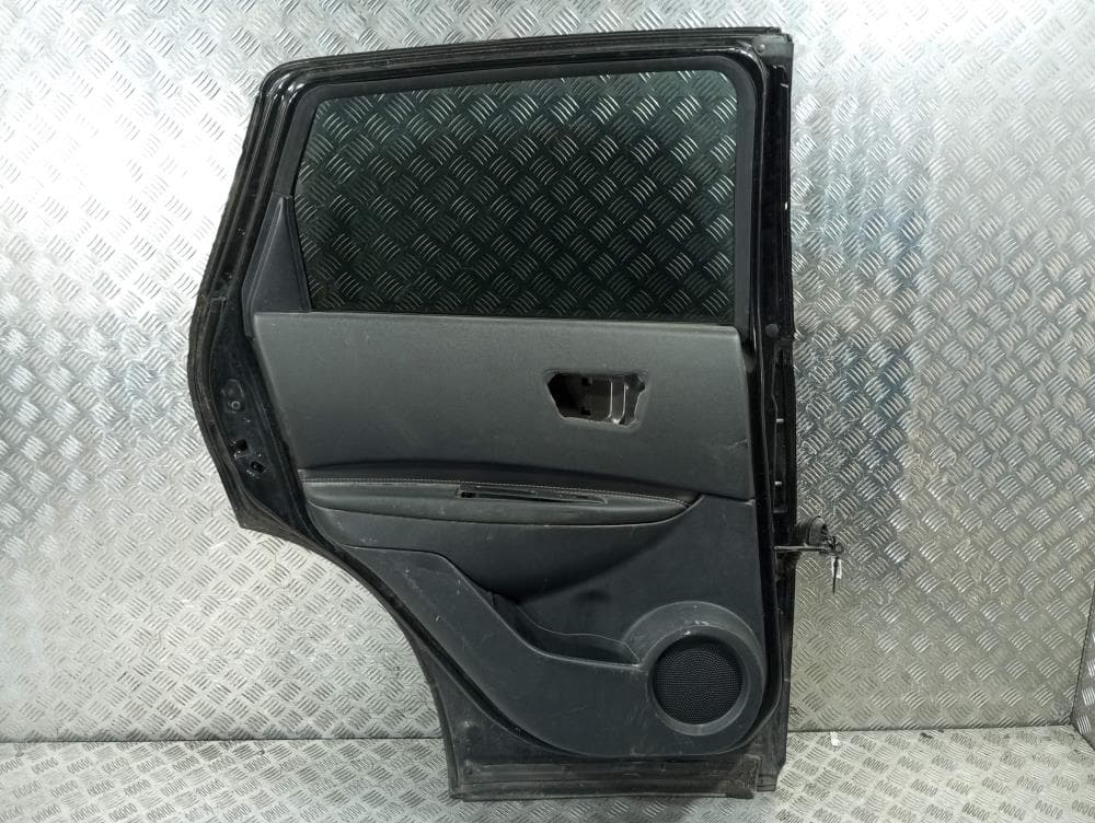 Дверь задняя левая к Nissan  Qashqai 1 (07-10)