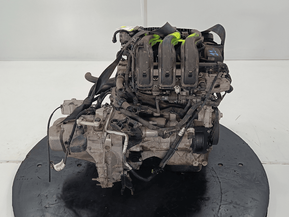 Двигатель к Peugeot 208 1 (12-15)