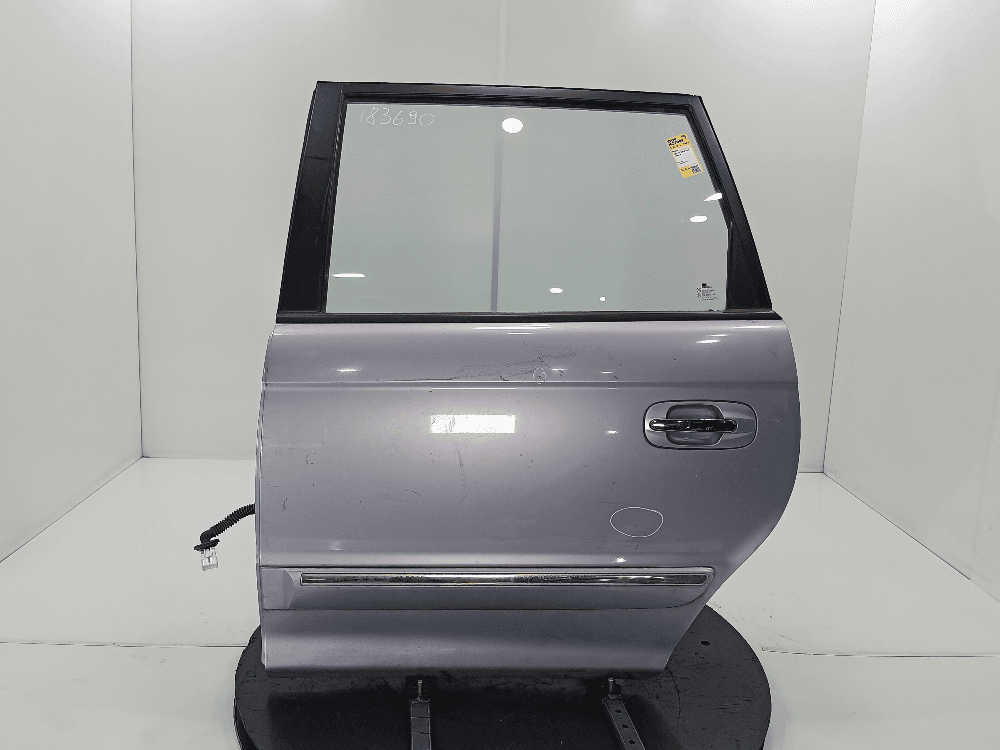 Дверь задняя левая к Hyundai Trajet (00-04)