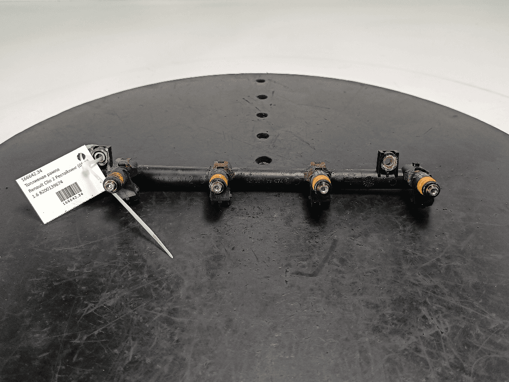 Топливная рампа к Renault Clio 2 Рестайлинг (01-03)