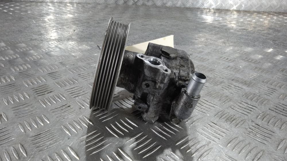 Насос гидроусилителя руля к Audi A4 B8/8K (07-11)