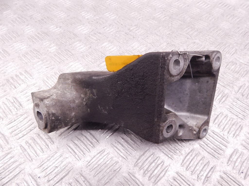 Кронштейн двигателя к BMW 3 E46 (97-03)