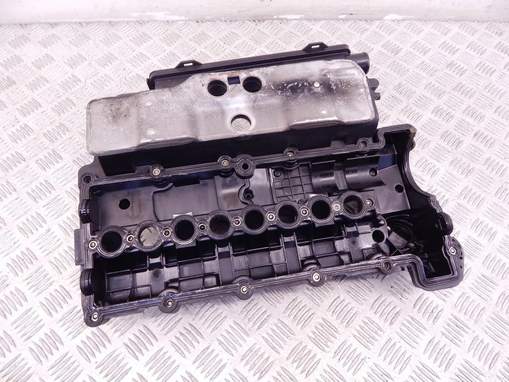 Клапанная крышка к BMW 3 E46 (97-03)