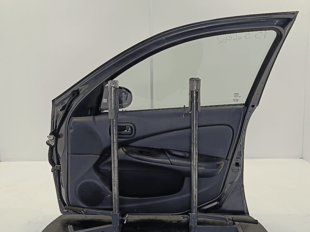 Дверь передняя правая к Nissan  Almera N16 Рестайлинг (03-06)