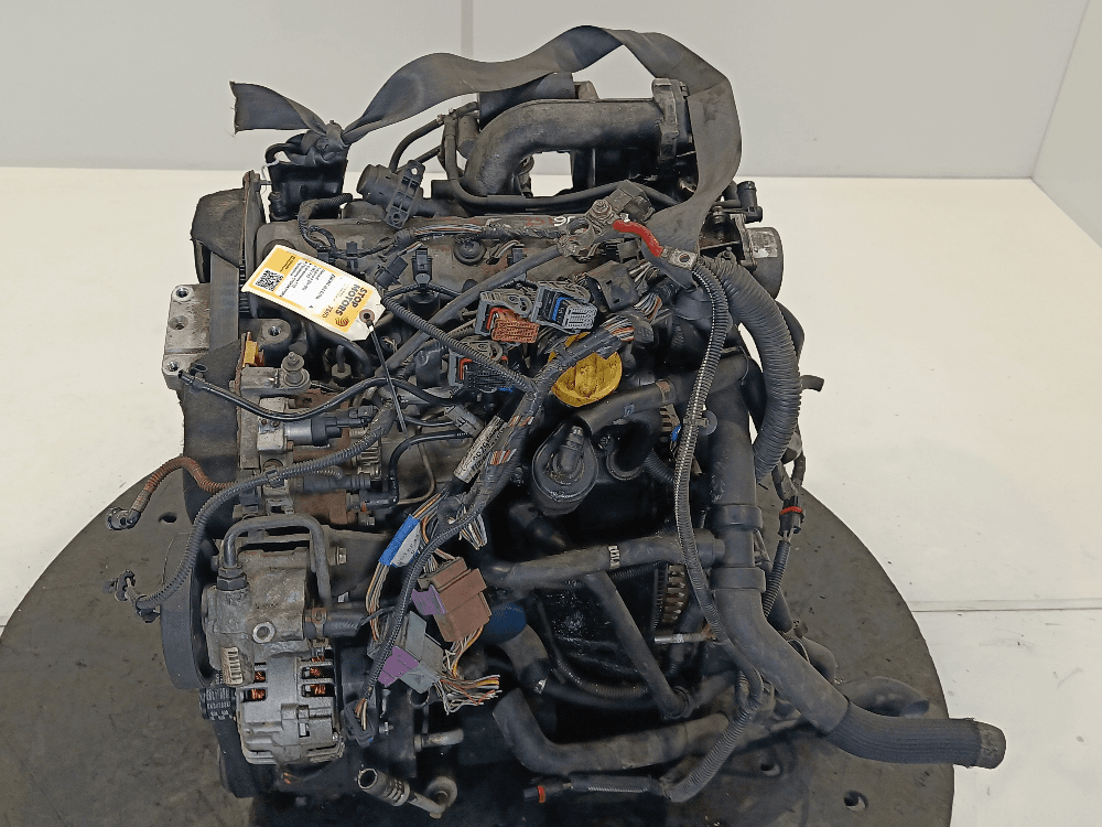 Двигатель к Renault Laguna 2 (01-05)