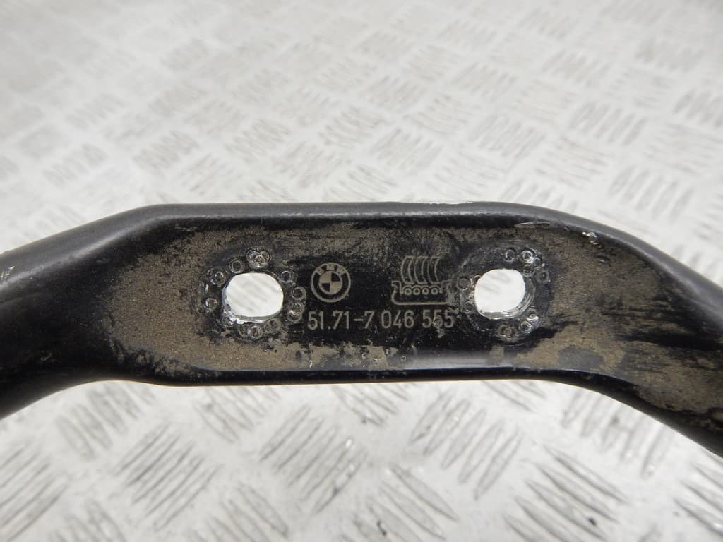 Распорная планка к BMW 5 E60/E61 (02-07)