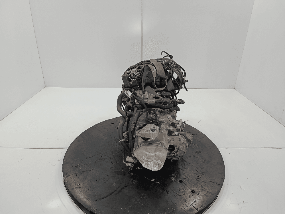 Двигатель к Peugeot 208 1 (12-15)