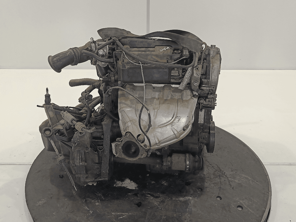 Двигатель к Renault Scenic 2 (03-06)