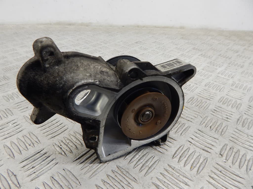 Помпа к BMW X5 E70 (06-10)