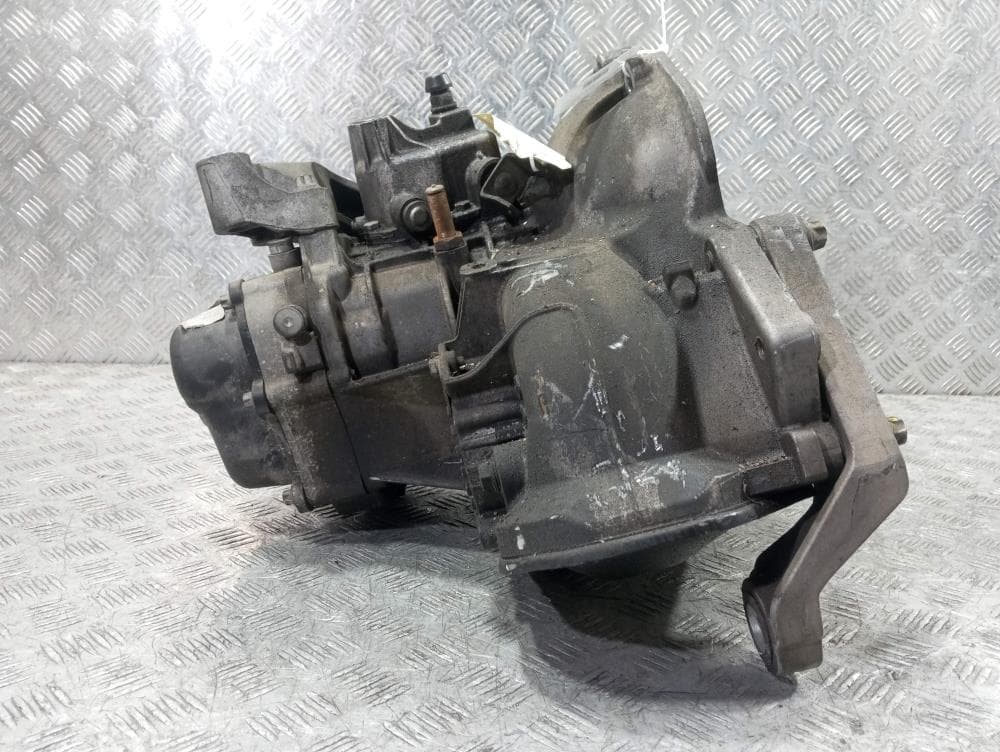 КПП механическая (МКПП) к Opel Corsa D (06-11)