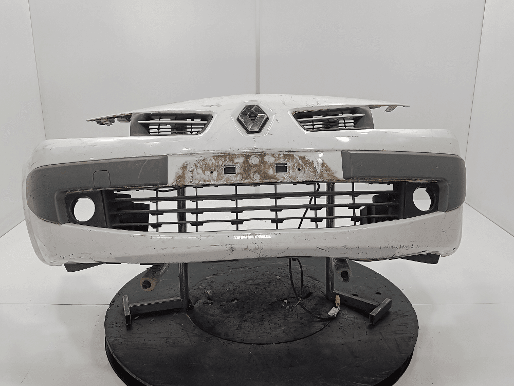 Бампер передний к Renault Megane 2 (02-06)