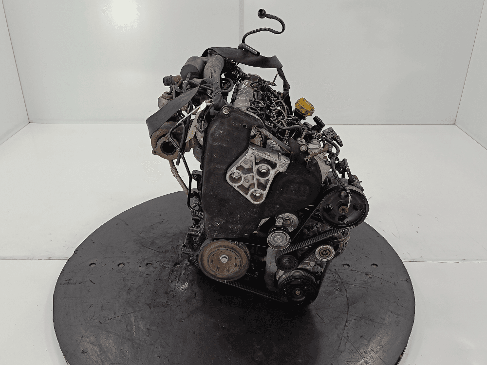 Двигатель к Renault Laguna 2 (01-05)