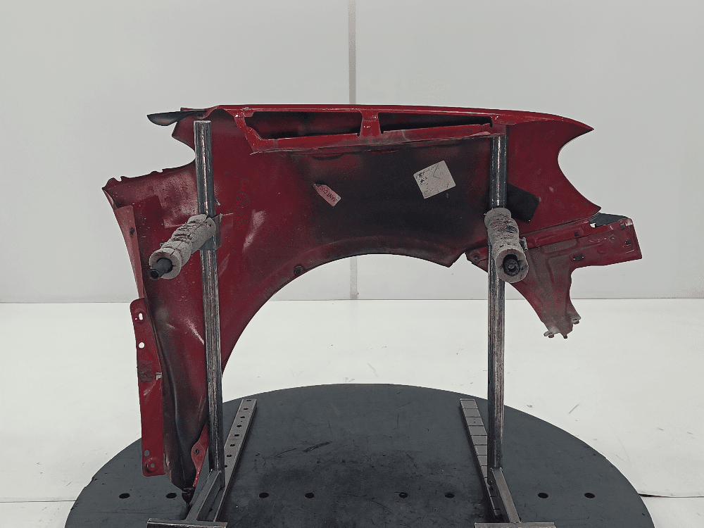 Крыло переднее левое к Volkswagen Caddy 3 (04-10)