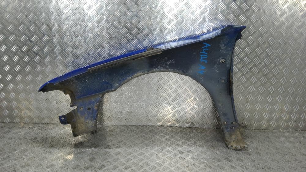 Крыло переднее правое к Audi A4 B5 (94-99)