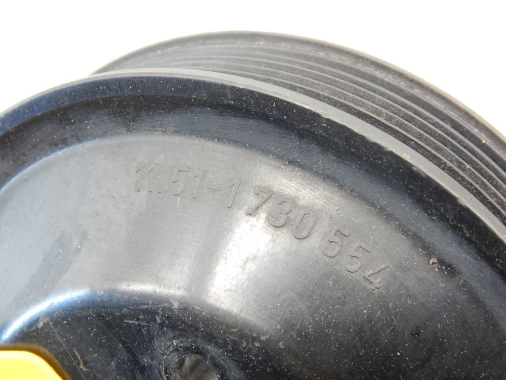 Шкив помпы к BMW 5 E39 (95-00)