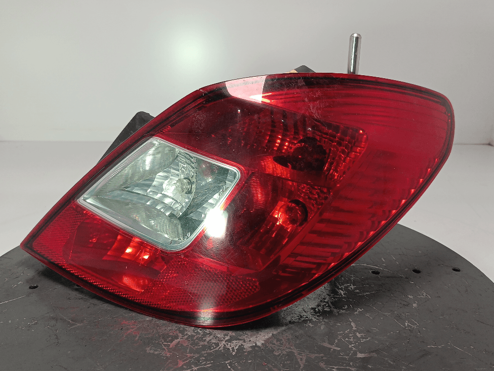 Фонарь задний правый к Opel Corsa D (06-11)