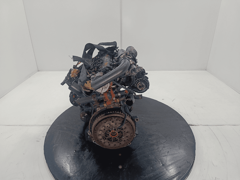 Двигатель к Renault Laguna 2 (01-05)