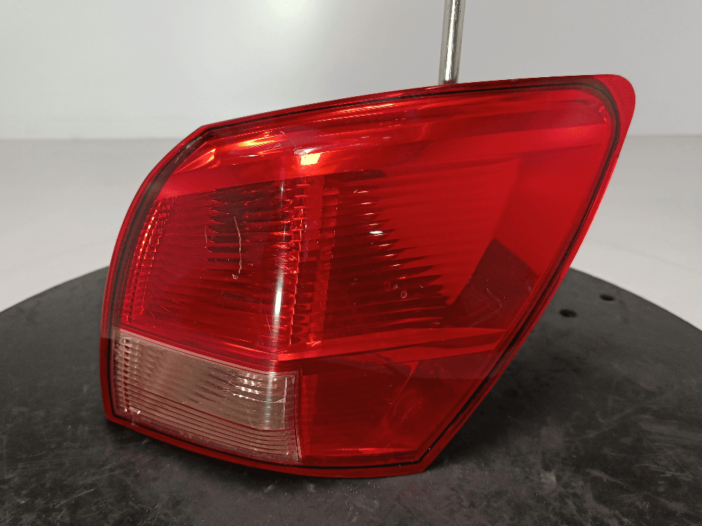Фонарь задний правый к Nissan  Qashqai 1 (07-10)