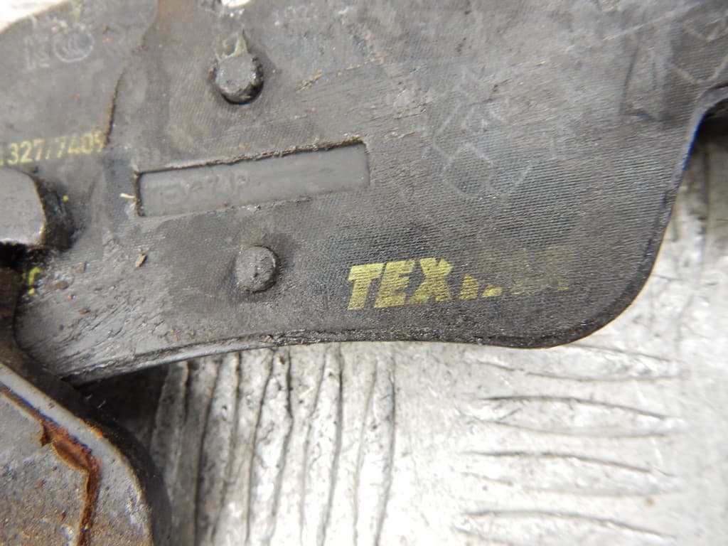 Тормозные колодки передние к BMW 3 E36 (90-00)