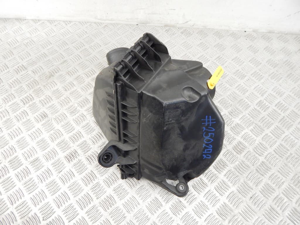 Корпус воздушного фильтра к BMW 5 F10/F11/F07 Рестайлинг (13-17)