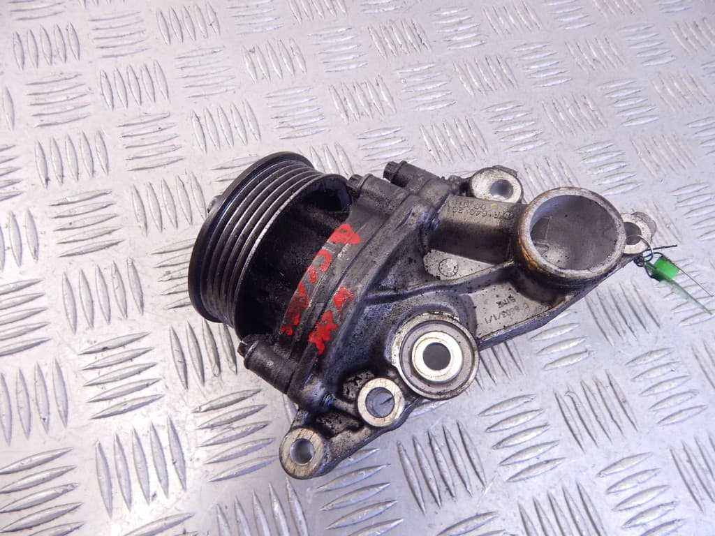 Помпа к Mercedes B W245 (05-08)