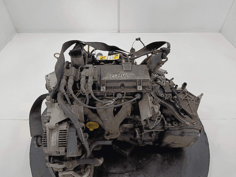 Двигатель к Renault Clio 2 Рестайлинг (01-03)
