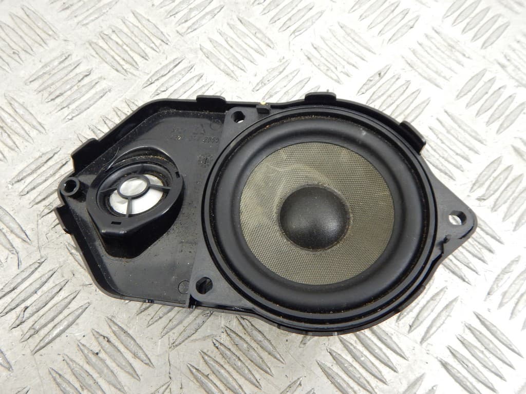 Динамик к BMW X5 E70 (06-10)