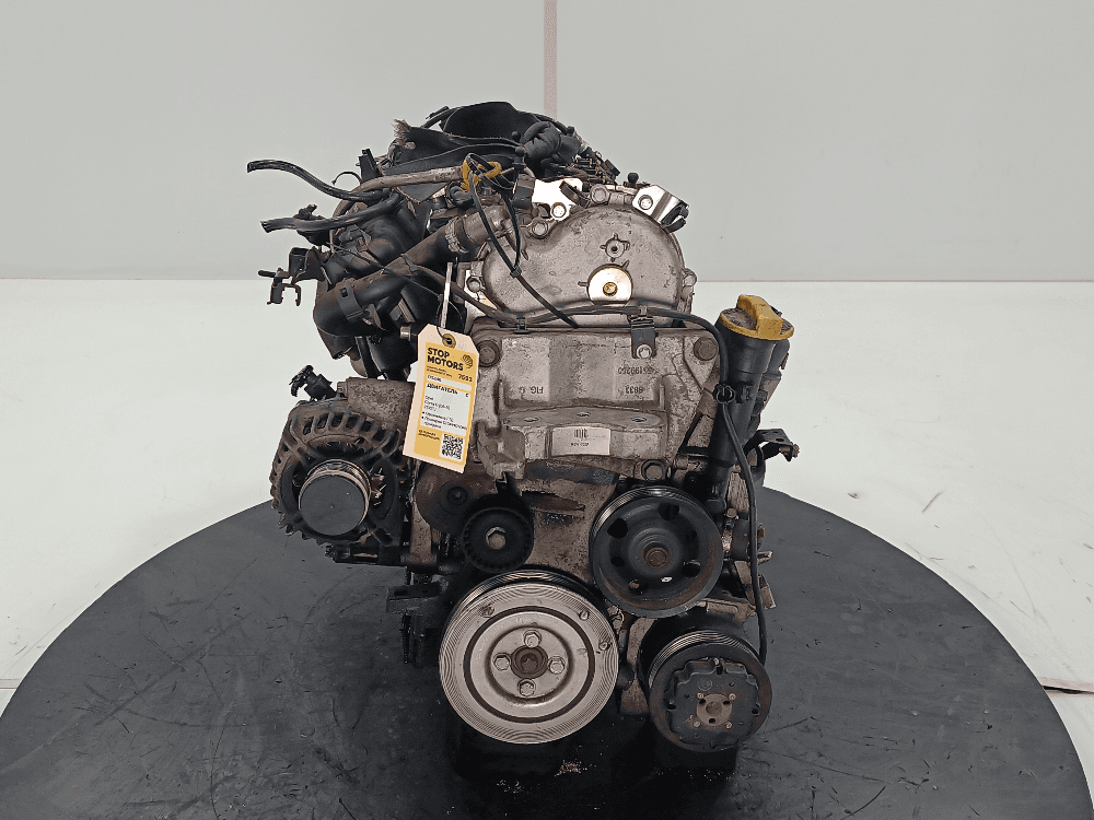 Двигатель к Opel Corsa D (06-11)