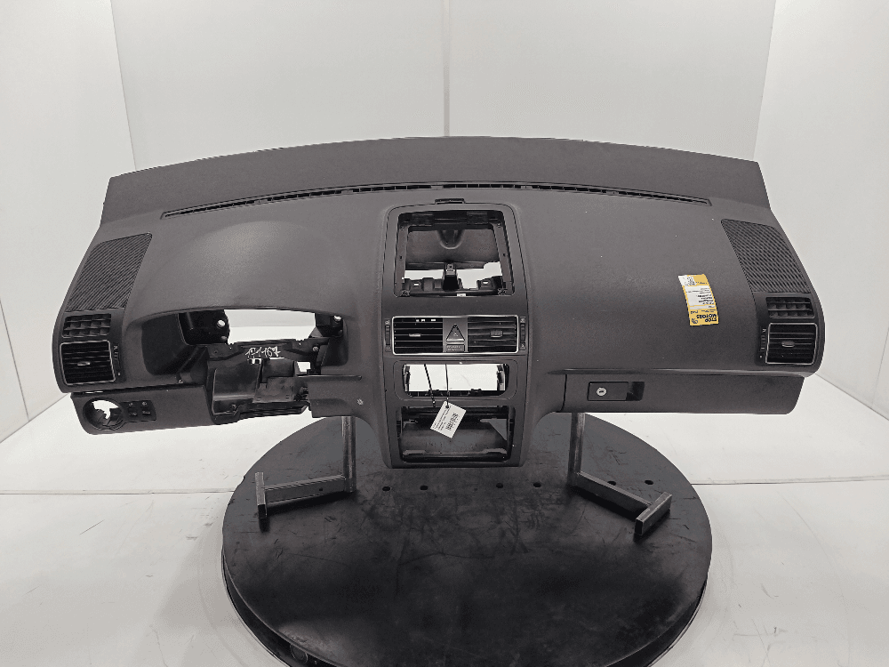 Панель передняя салона (торпедо) к Volkswagen Touran 1 Рестайлинг (06-10)